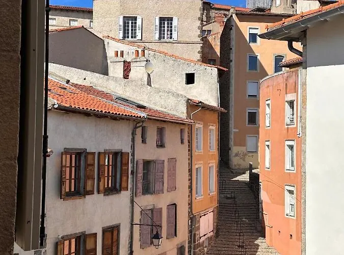 Petit Nid Cosy Au Coeur Du Puy 1 A 5 Personnes